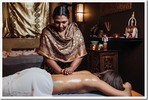 Кому показан индийский массаж? 
